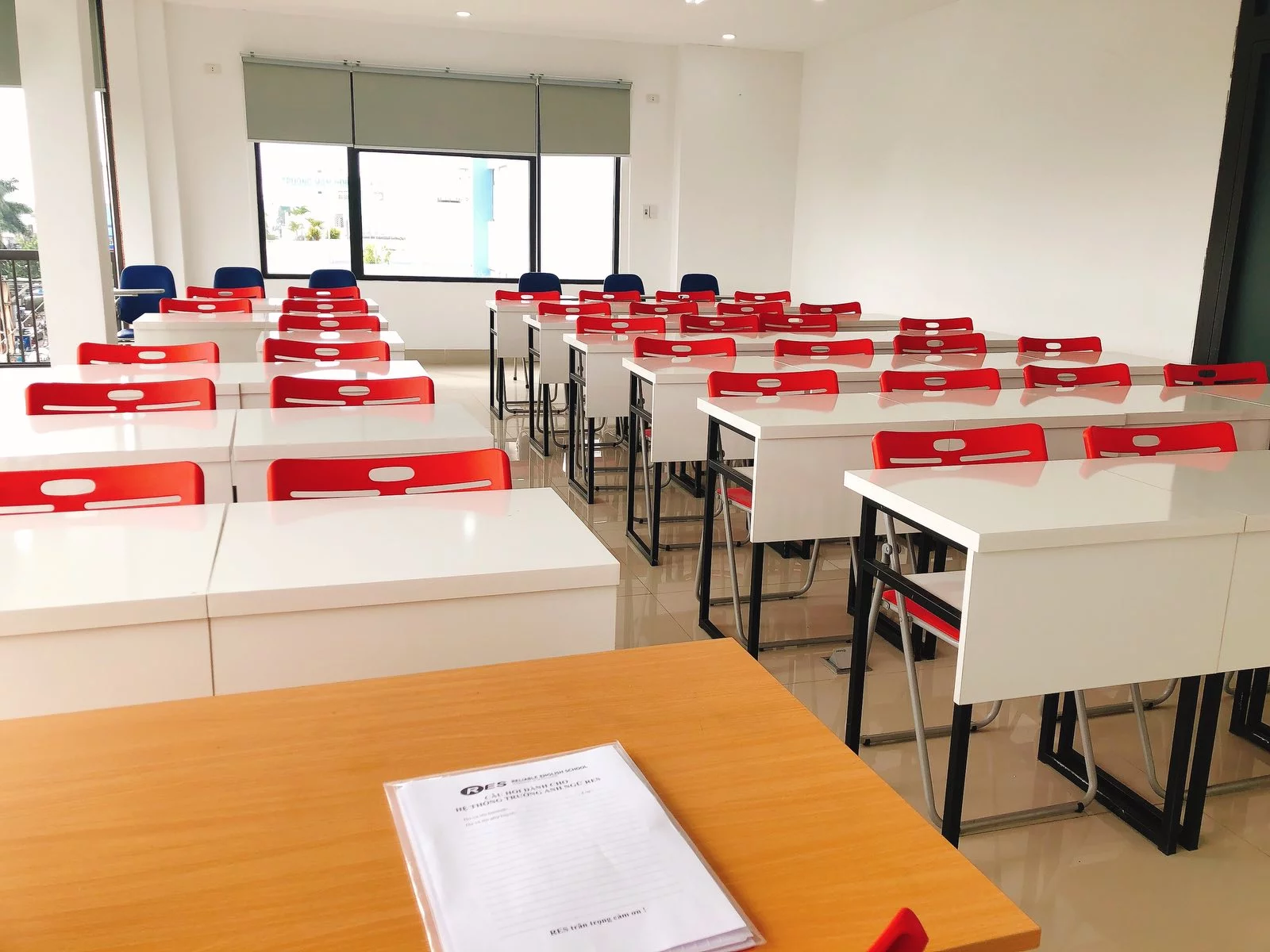 238 – 240 Nguyễn Tất Thành, Phường Tân Lập, TP. Buôn Ma Thuột, Đắk Lắk